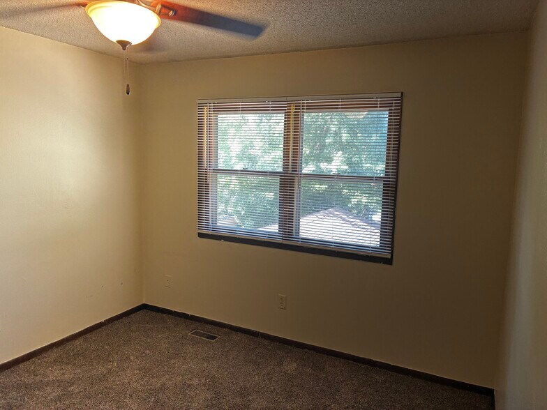 The rear bedroom, next to the bathroom - 1205 Randolph St