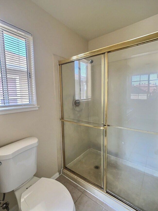 Building Photo - Spacious 4 Bedroom House in Berryessa Area