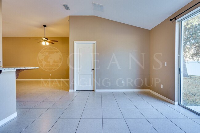 Building Photo - Beautiful 3-Bedroom Home for Rent in Port Orange Plantation