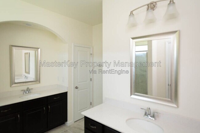 Building Photo - 1413 Trilogy Blvd