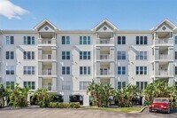 Building Photo - 210 3rd St W