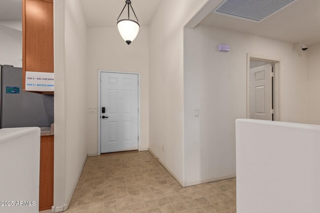 Building Photo - 4410 N 124th Ave