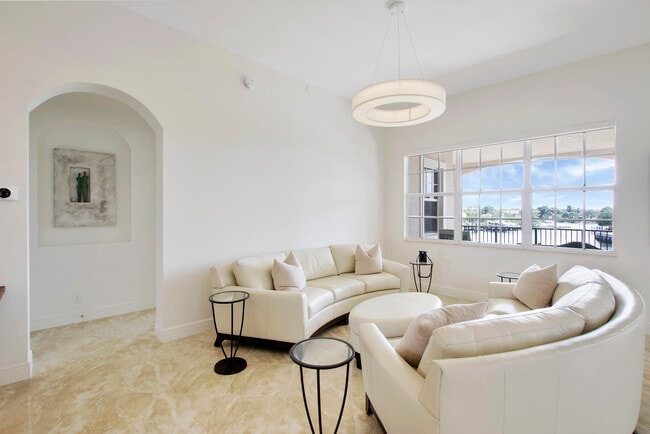 Building Photo - 13587 Treasure Cove Cir