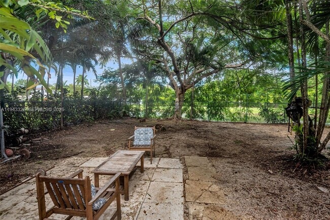 Building Photo - 5845 SW 88th St