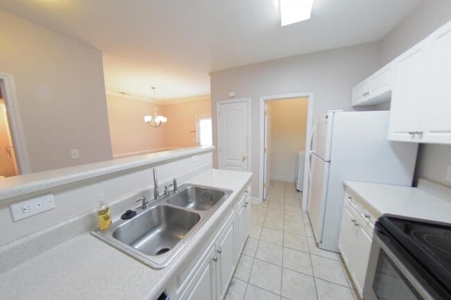 Building Photo - 12474 Stone Garden Dr