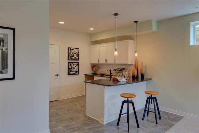 Building Photo - 3328 Pace Dr