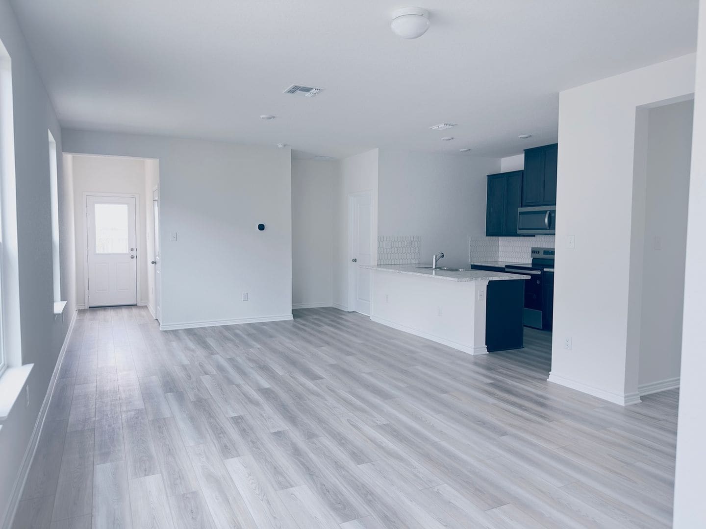 Building Photo - 14311 Calaveras Cv