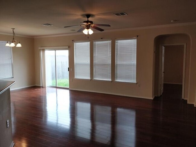 Building Photo - 9000 Ipswich Bay Dr