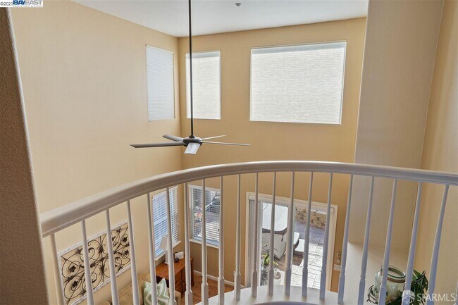 Building Photo - 699 Flemish Ct