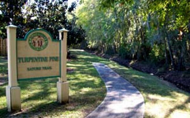 Building Photo - 186 Bristol Way