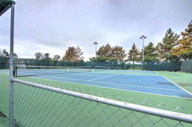 Building Photo - 2933 Country Pl Cir