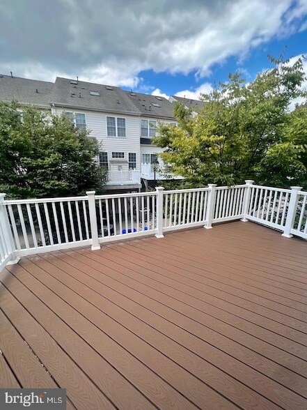 Building Photo - 22106 Fair Garden Ln