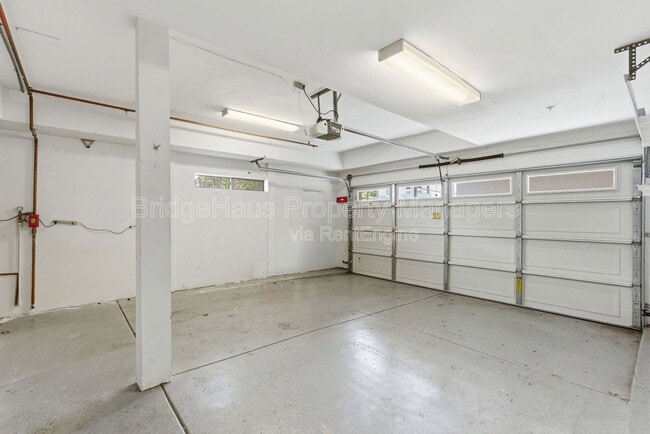 Building Photo - 4147 Bachman Pl