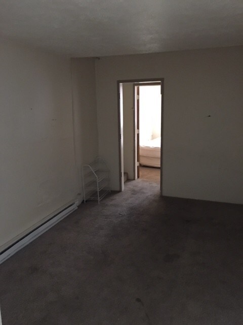 Building Photo - 6080 Park Lake Rd