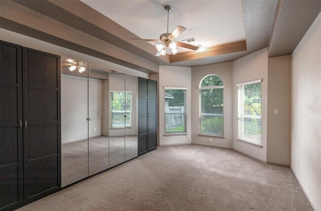 Building Photo - 203 Jewel Park Ln