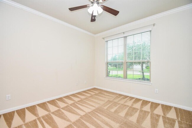 Building Photo - 30217 Live Oak Way