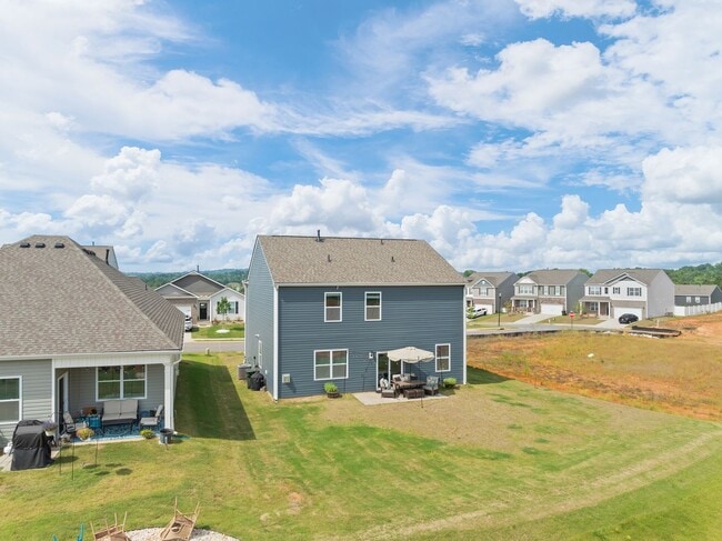 Building Photo - NEW BUILD! AMENITIES!! Lease Only.