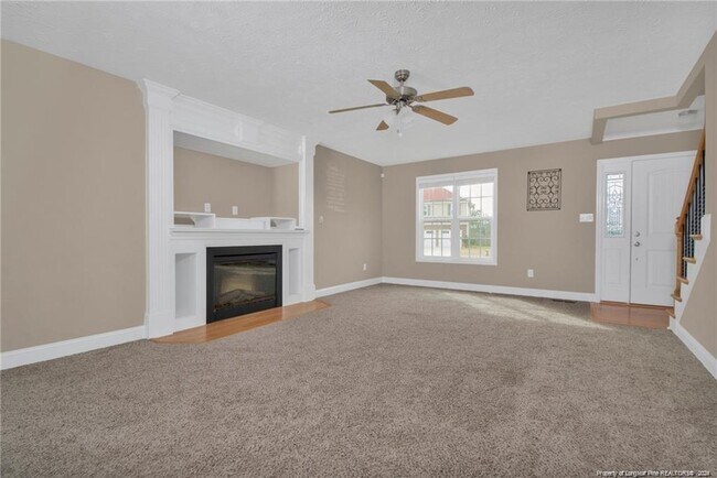 Building Photo - 4213 Pleasantburg Dr