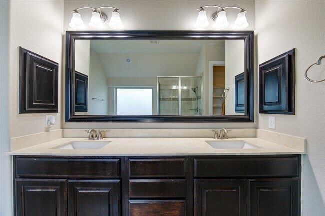 Building Photo - 29103 Erica Lee Ct