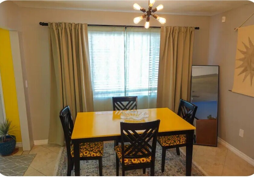 Building Photo - 144 Southwind Dr