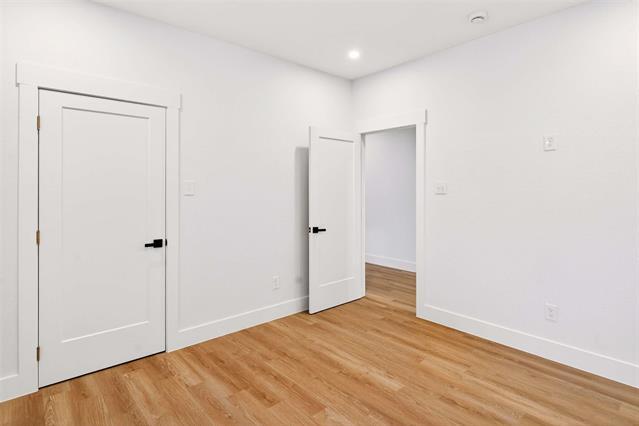 Building Photo - 439 W 9th St