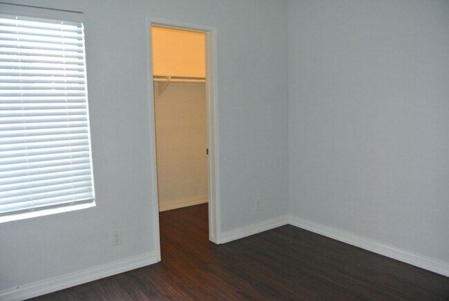 Building Photo - 2Bed/1Bath in Fire Mountain community~ Fire Mountain