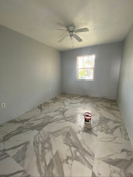 Building Photo - 354 6th St NW