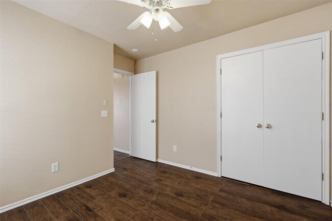 Building Photo - 5904 SE 88th St