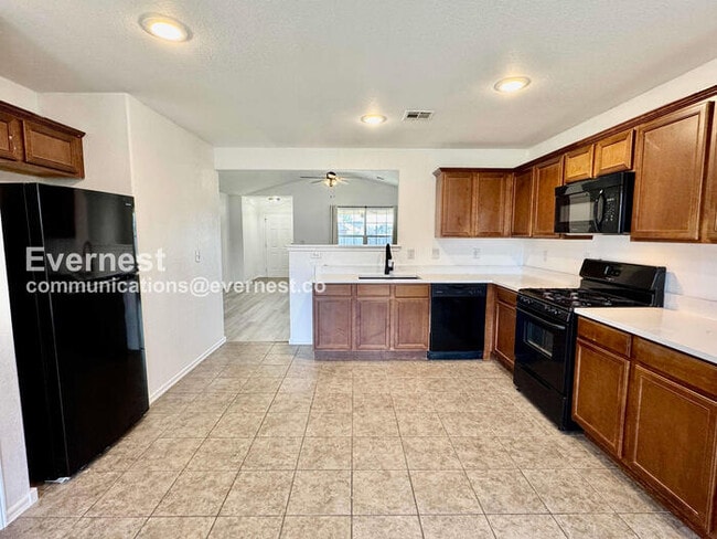 Building Photo - 4019 W 103rd Ct S