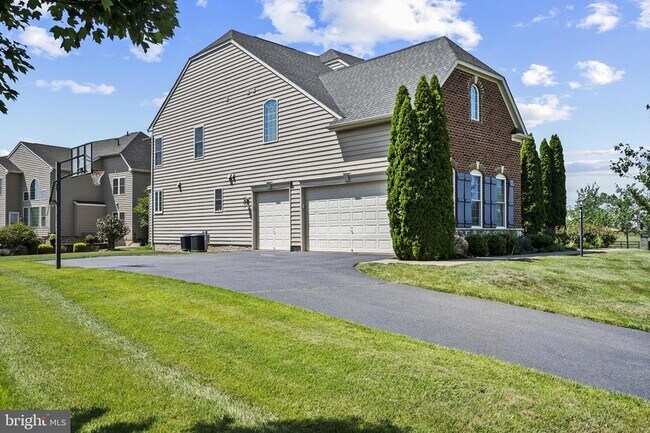 Building Photo - 26727 Fair Hope Way