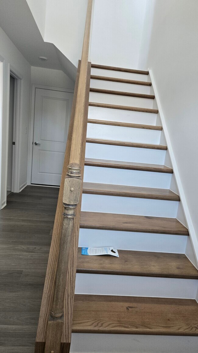 Building Photo - 3021 Rexton Ln