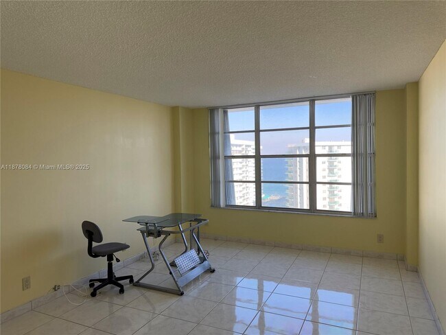Building Photo - 3800 S Ocean Dr