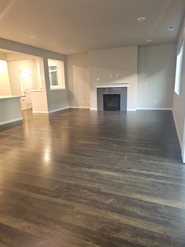 Building Photo - Spacious 5 Bedroom in Convenient North Creek Ridge, Bothell Location