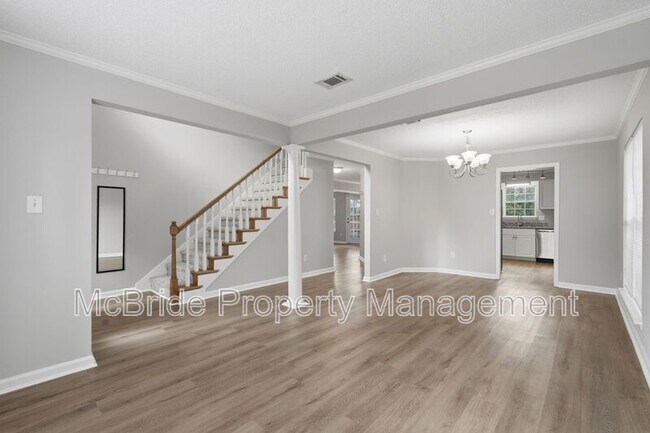 Building Photo - 827 Sonora Cir