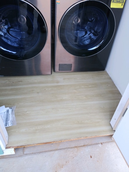 Building Photo - 2650 S La Salle Ave