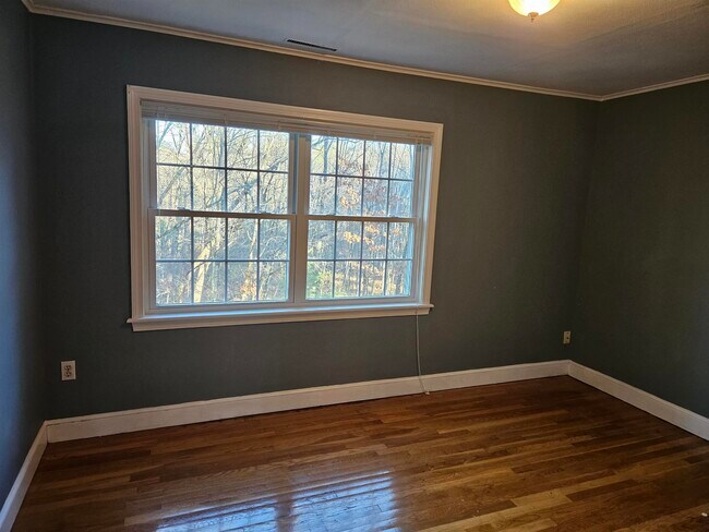 Building Photo - 38 Piscataqua Rd