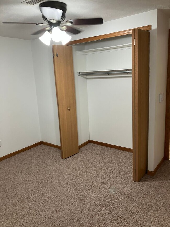 Building Photo - 2 Bedroom Unit available at New Bremen Flats!