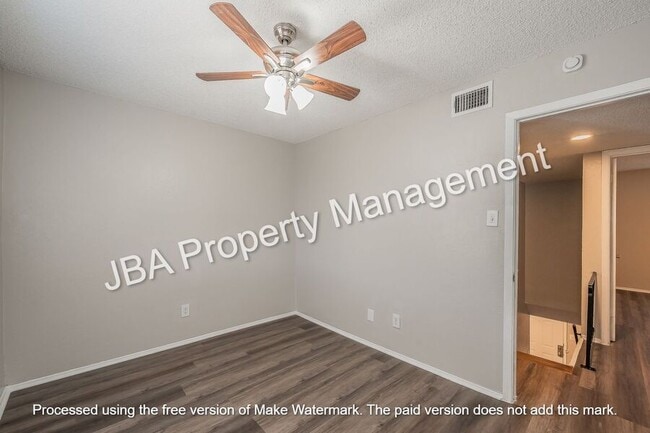 Building Photo - 1754 Farleigh Ct