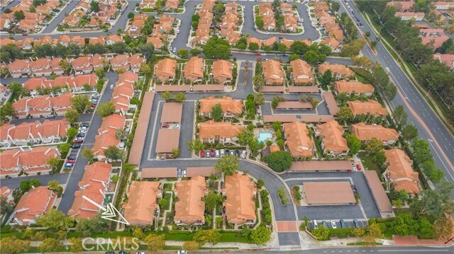 Building Photo - 5 Rosa