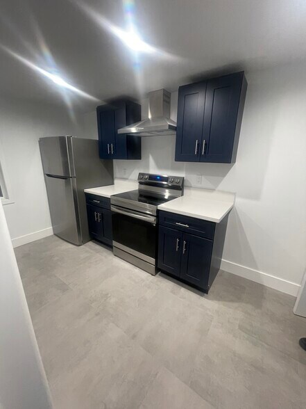 Building Photo - 4449 Palisade Dr