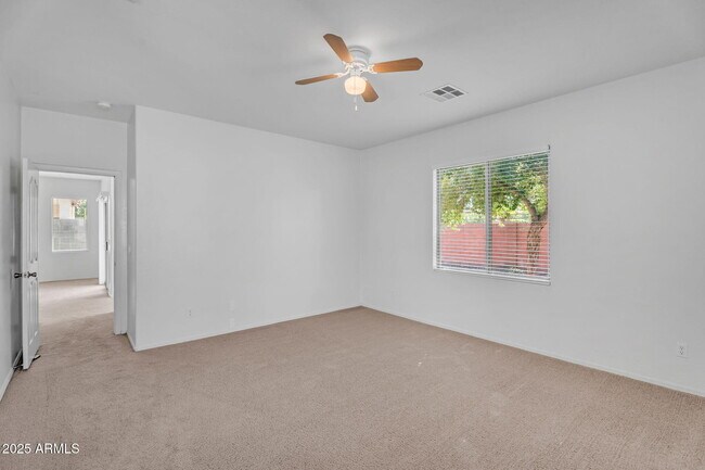 Building Photo - 4912 S Sandstone St