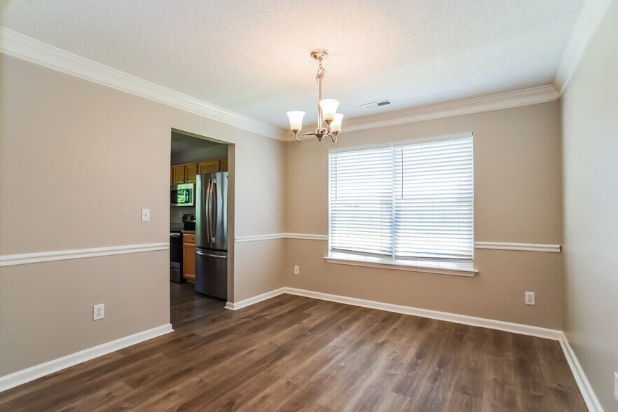 Building Photo - 4116 Everest Dr