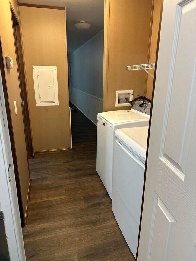 Building Photo - 124 Mallet Bayou Rd