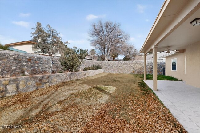 Building Photo - 1365 Desert Canyon Dr