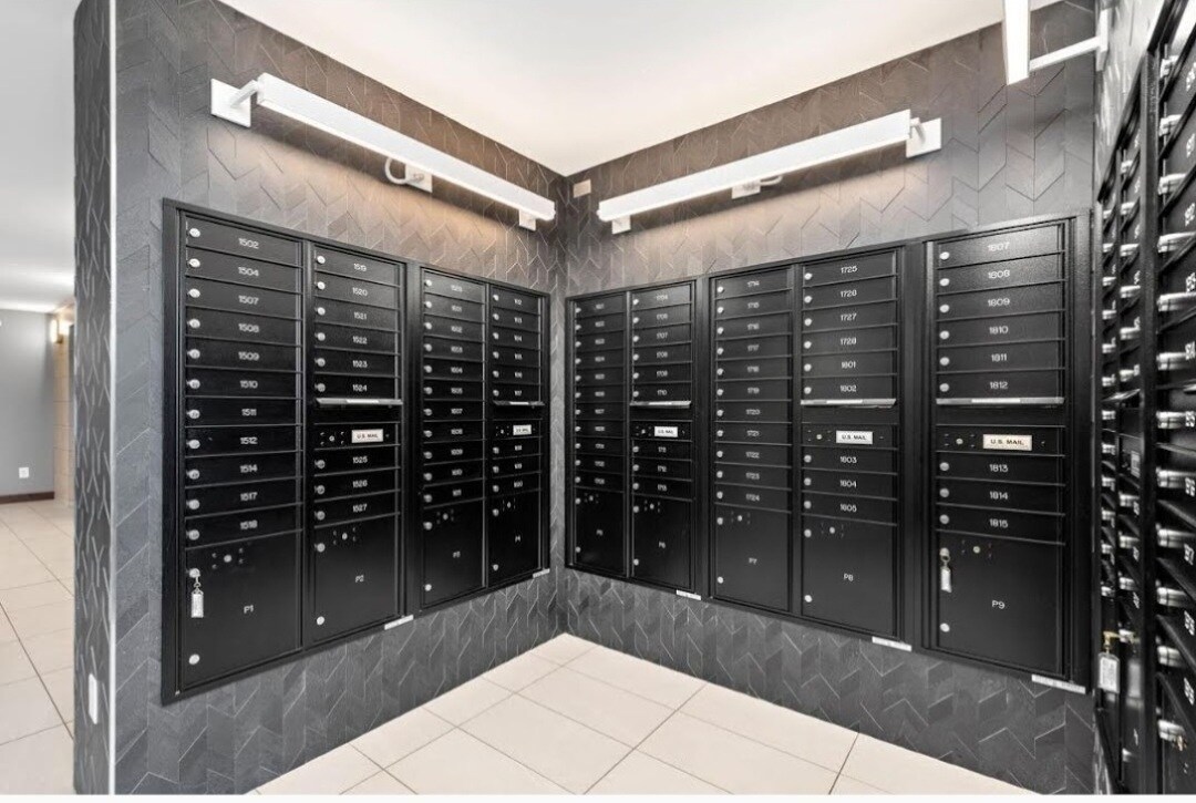 Mail room - 433 S 7th St