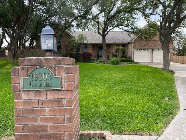 Building Photo - 19303 Havasu Hills Rd