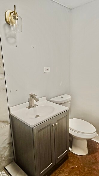 Building Photo - 3539 W Grenshaw St