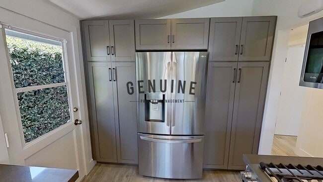 Building Photo - 3Bd 2Ba Home in the Heart of Orange