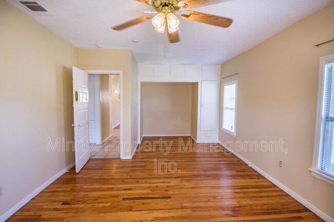 Building Photo - 2401 24th St