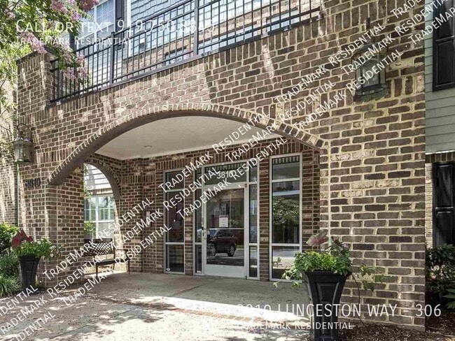 Building Photo - 3810 Lunceston Way